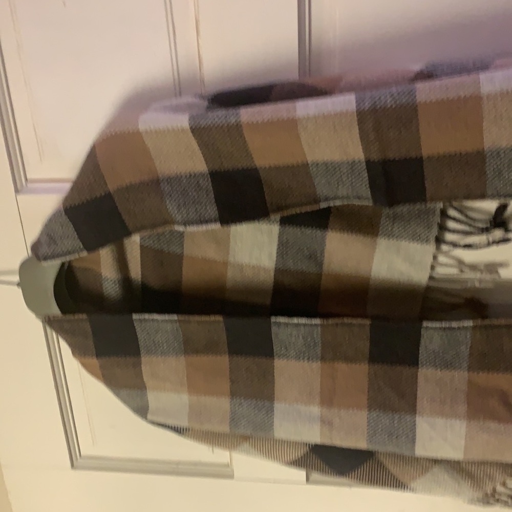🌷🌷HP 🎉SALE NWT Authentic Coach Scarf - Picture 4 of 13